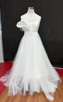 特別セール T-401-354中古ウエディングドレス☆薄いベージュ系7-9T 