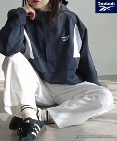 リーボック別注