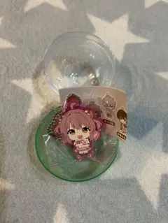 カラフルピーチ　むぎゅみに　カプセルラバーキーホルダー　のあさん