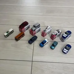 トミカ まとめ売り 11台セット - メルカリ