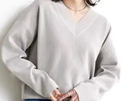 ur’s ユアーズ　Vネックオーバーサイズニットトップス