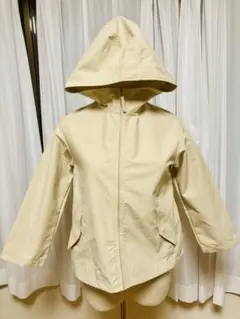 送料込み！UNIQLO フード付きジャケット 130 ベージュ