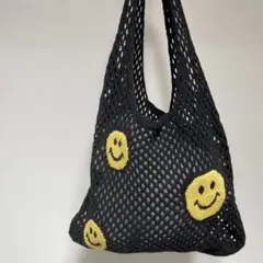 人気 ニット編み込みスマイリーフェイス トートバッグ