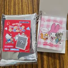 トレーディング　シールブックキーホルダーのサムネイル