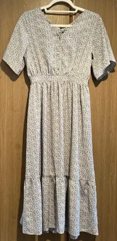 INGNI イング　ワンピース 花柄　 フレアワンピース　水色系　バックリボン