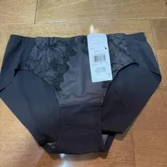 新品 レディース ショーツ ブラック Mサイズ ワコールのサムネイル