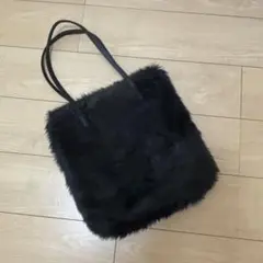 【美品】UNIQLO ユニクロ　ファータッチトートバッグ　ブラック　黒