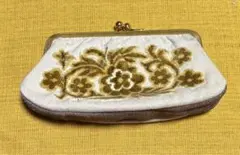 Item thumbnail for item 70477164-302b-4835-8823-0df2e032132a