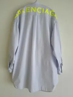 BALENCIAGA バレンシアガ　バックプリント 蛍光 ロゴ シャツ ボウタイのサムネイル