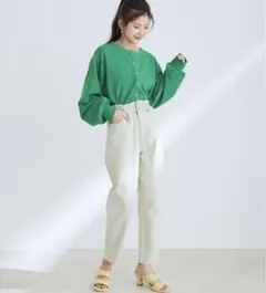 vis-`a-vis ウェストギャザーデニム&ツイルテーパードパンツ