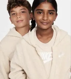 キッズ NIKE ボア パーカー 140