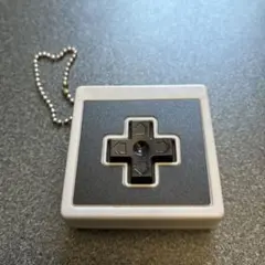 Nintendo 十字キー型コントローラ　キーホルダー