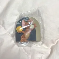 ジェリーとタフィーがいるお家フィギュア