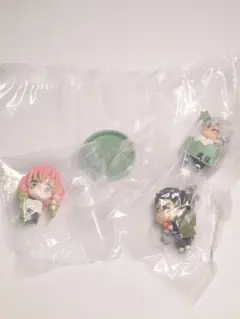 日*4様 鬼滅の刃キーホルダー カプセルトイ3体セット