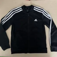 adidasジャージ上のみ　130cm
