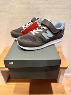 19日までタイムセール 新品未使用 19.5cm ニューバランススニーカー