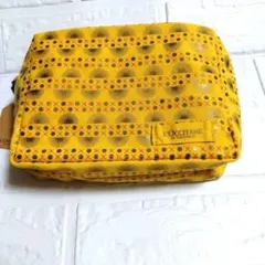 L'OCCITANE 幾何学模様 ポーチ