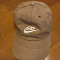 Item thumbnail for item 5491ef81-bd0a-4e5b-99e9-e01d6c2ffc66