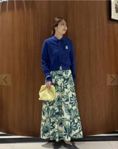 新品タグ付 CABaNシルクツイル COLETTEフラワープリントスカートのサムネイル