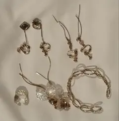 レディースアクセサリーまとめ売りセット　イヤリング　リング　ゴールド　5点セット