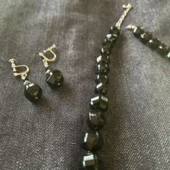 ★断捨離SALE★ 黒いビーズネックレス&イヤリング セット