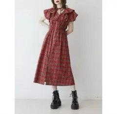 【新品未使用品】 ジュエティ　フリルショルダーロングワンピース　あのちゃん着用品のサムネイル