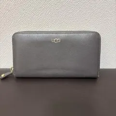 UGG 本革　長財布 UGG - UGG 本革 長財布の通販 by NY☆｜アグならラクマ