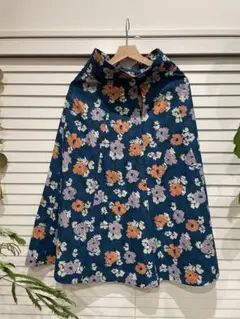 AZUL by moussy 花柄スカートSサイズのサムネイル