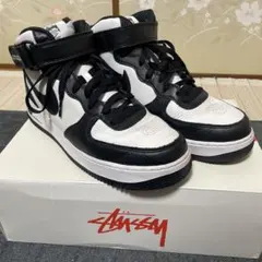 STUSSY Air Force 1 Mid ブラック/ホワイト
