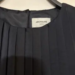 ARCH&LINE TOKYO ノースリーブ プリーツワンピース　115-125のサムネイル