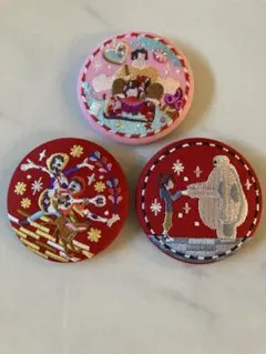 Disney Characters 刺繍缶バッジビスケット2 ディズニー