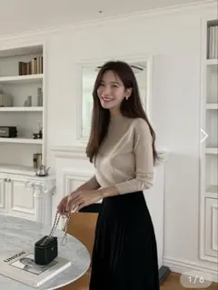 【美品】【売り切れ商品】モックネックニット・p604572