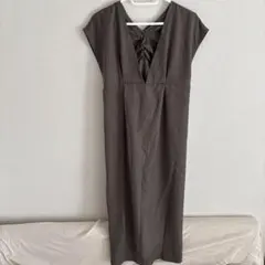 は*ー様 ノースリーブ ダークグレー ワンピース