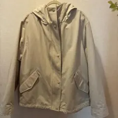 UNIQLOベージュ マウンテンパーカー フード付き