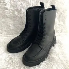 【美品】UNIQLO：C レースアップショートブーツブラック　23cm