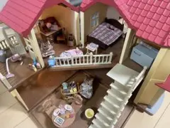 あかりの灯る大きなお家　ギフトセット　シルバニアファミリー（美品）　人形付き