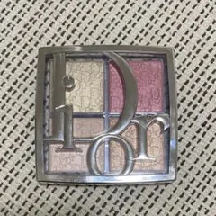Dior バックステージグロウマキシマイザーパレット　004