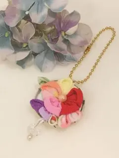 ◆つまみ細工◆ちりめんのお花が可愛い♡◆キーホルダー◆チャーム◆根付け◆新品◆