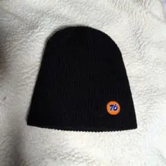 黒ニット帽 76ロゴとLubricants刺繍付き