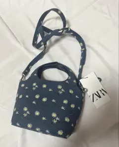 【新品タグ付き】ZARA フラワーエンブロイダリーデニム2wayバッグ　刺繍のサムネイル