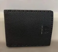 FENDI セレリア 二つ折り財布 ブラックのサムネイル