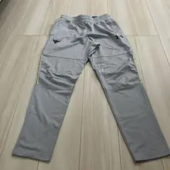Under Armour グレー トレーニングパンツ