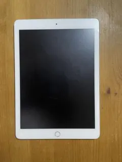 Apple iPad 第6世代128GB Wi-Fi シルバー 本体