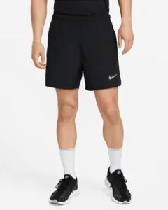 Nike ランニング　ショーツ　ブラック
