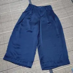 GAPのクロップドワイドパンツ