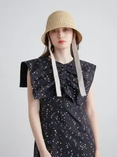 新品タグ付き Lily Brown サマーバケットハット ラフィア風 リボン付き