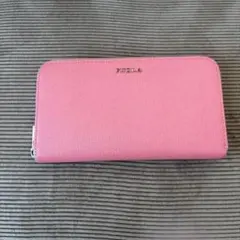 FURLA ピンク 長財布