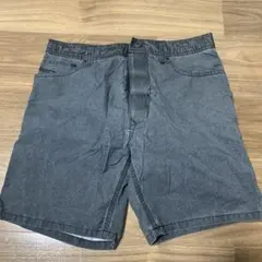 Item thumbnail for item f0dde544-45fc-4d61-9a47-29746d356d75