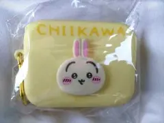 新品ちいかわ　ミニシリコンポーチ　うさぎ