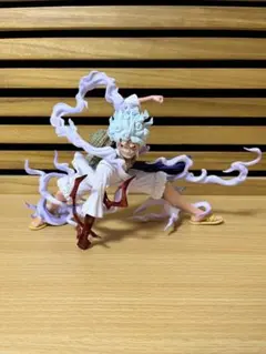 モンキー・D・ルフィ　ギア5 ニカ　フィギュア